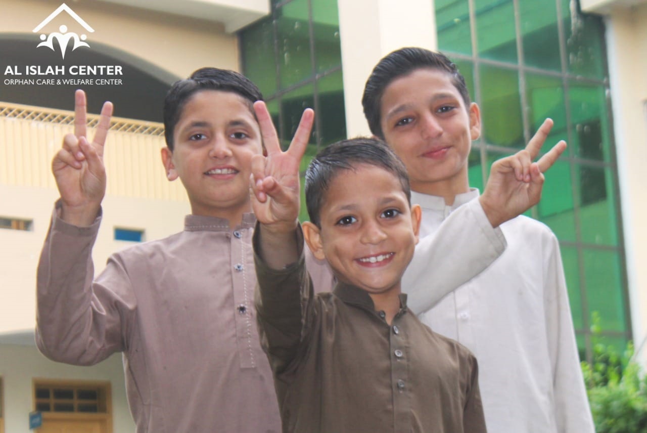 Children at Al Islah Center